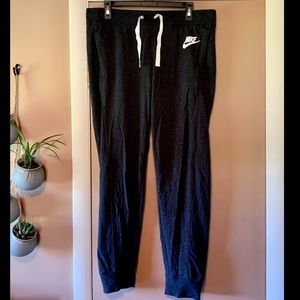 Nike Women’s Sweatpants